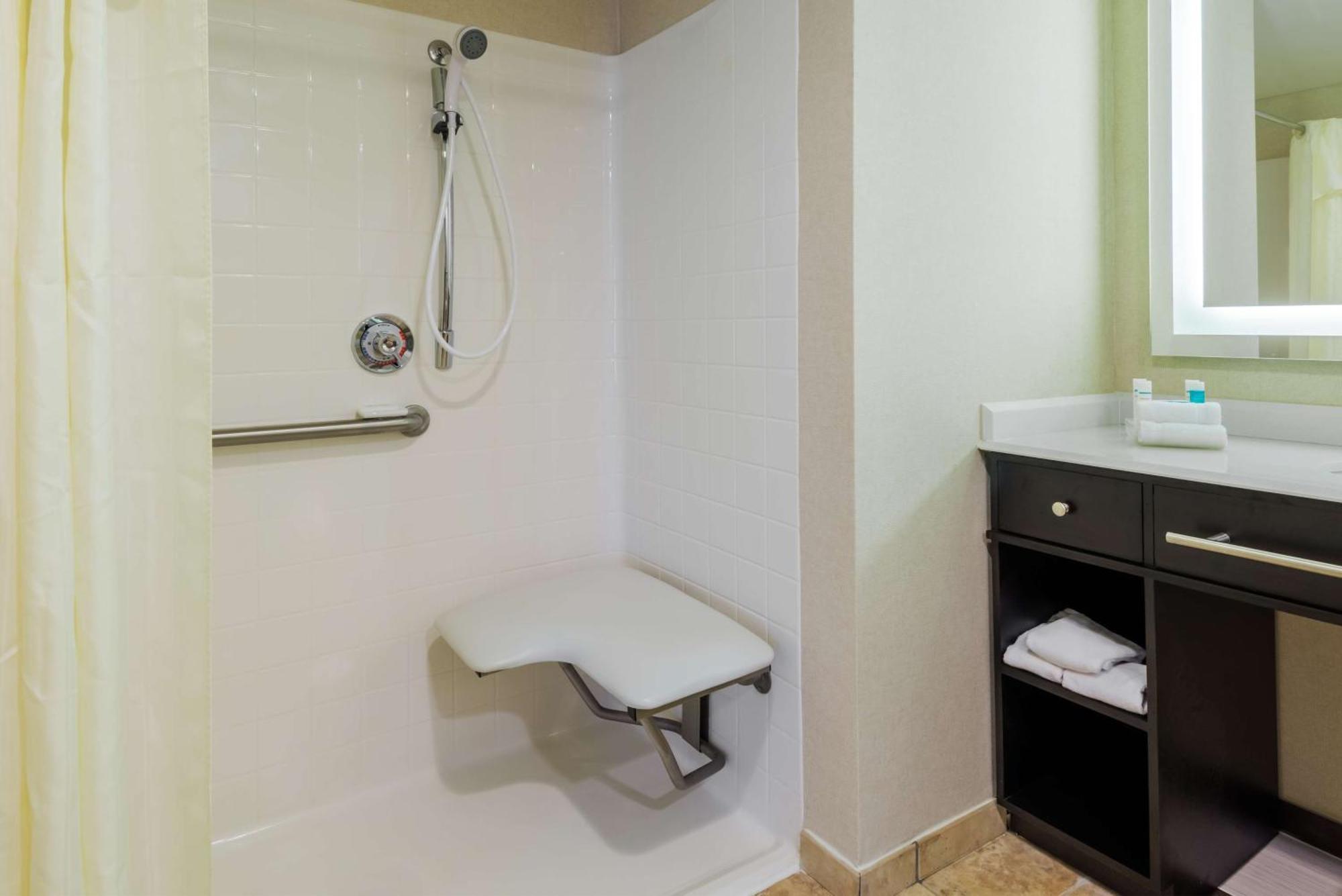 Larkspur Landing Extended Stay Suites St Louis Riverport Maryland Heights Exterior photo